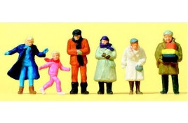 Passers By Winter Clothing (6) Standard Figure Set x 6 OO/HO Scale