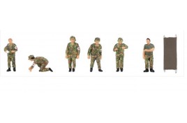 Soldiers In Medical Service Figure Set HO Scale