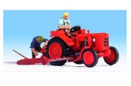 Tractor Driver and Figure HO Gauge