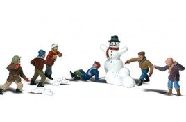 Snowball Fight HO Scale 