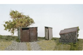 Grotty Huts & Privy Plastic Kit OO Scale