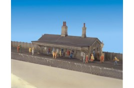Station Building with Canopy Plastic Kit N Scale