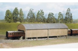 Carriage Shed - 2 Road Plastic Kit OO Scale
