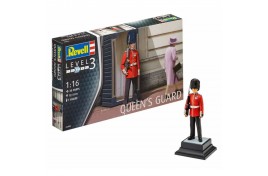 Queen's Guard 1:16 Scale Plastic Kit 