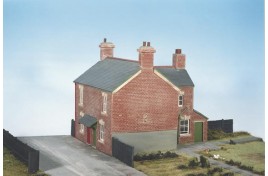 1 Pair of Victorian Semi-Detached Houses Plastic Kit Craftsman Series OO Scale