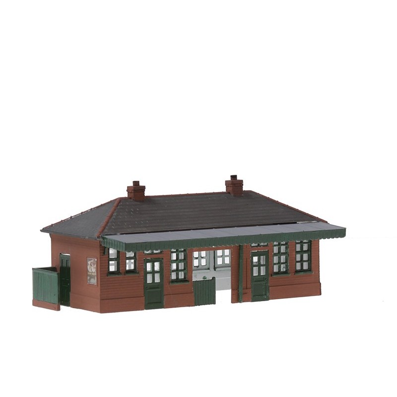 thumbnail image 2 of Dapol C014 OO/HO Scale Booking Hall & Train Station Plastic Model Kit 2 of 3
