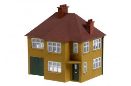 Detached House Plastic Kit OO Scale